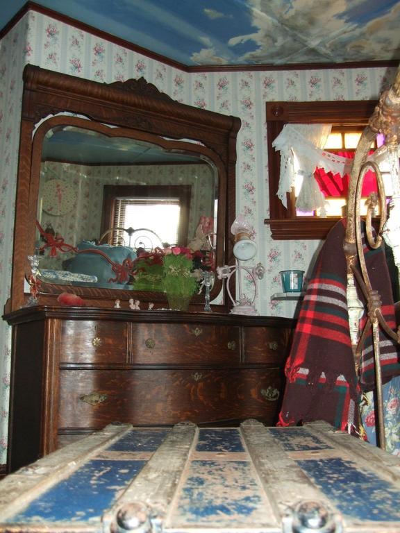 Enchanted Nights Bed & Bath Kittery Rum bild